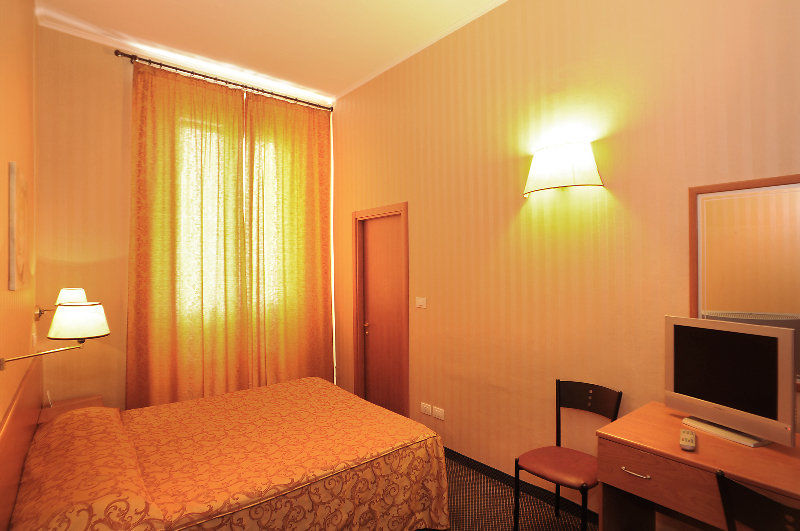 Montreal Hotel Firenze